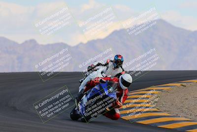 media/Oct-03-2022-Moto Forza (Mon) [[5f077a3730]]/Intermediate Group/Session 5 (Turn 12)/